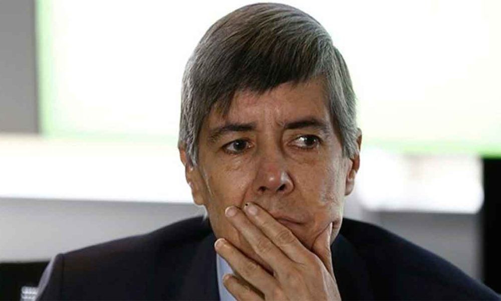 Jara rindió indagatoria por presuntas irregularidades con refinería Llanopetrol