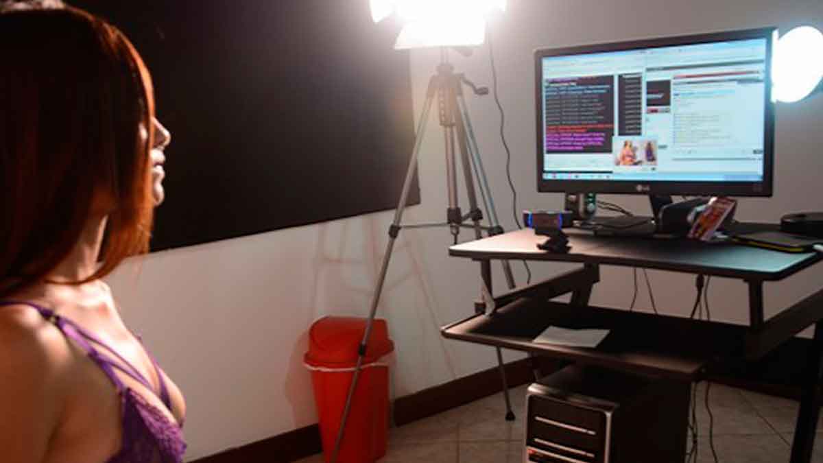 El negociazo de tener un estudio para modelos webcam en Colombia