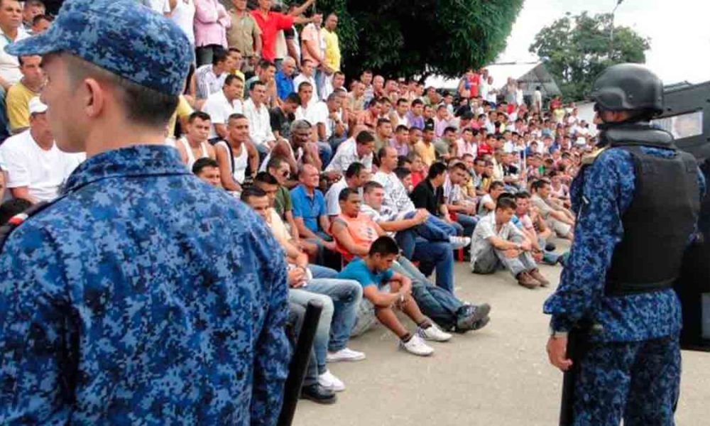 Cárcel de Granada preocupa por aumento de contagios