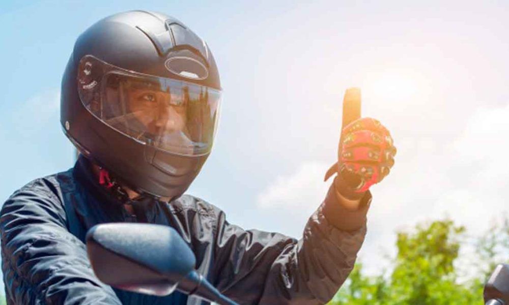 Motociclistas: así son los cascos que deben usar desde el 2021