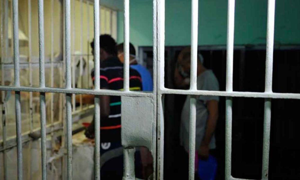 Suspendidas las visitas en las cárceles del país