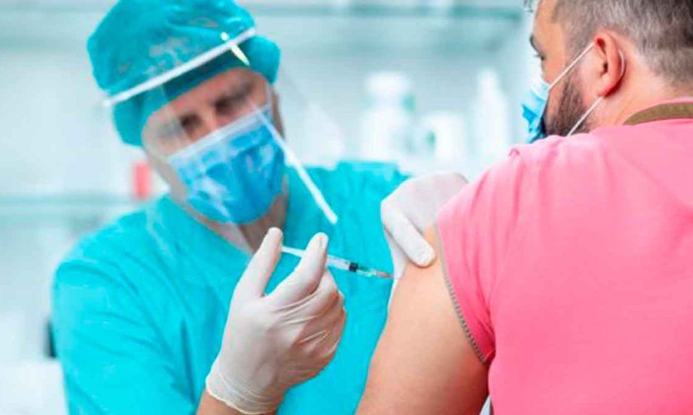 Vacuna contra el coronavirus es voluntaria: Minsalud