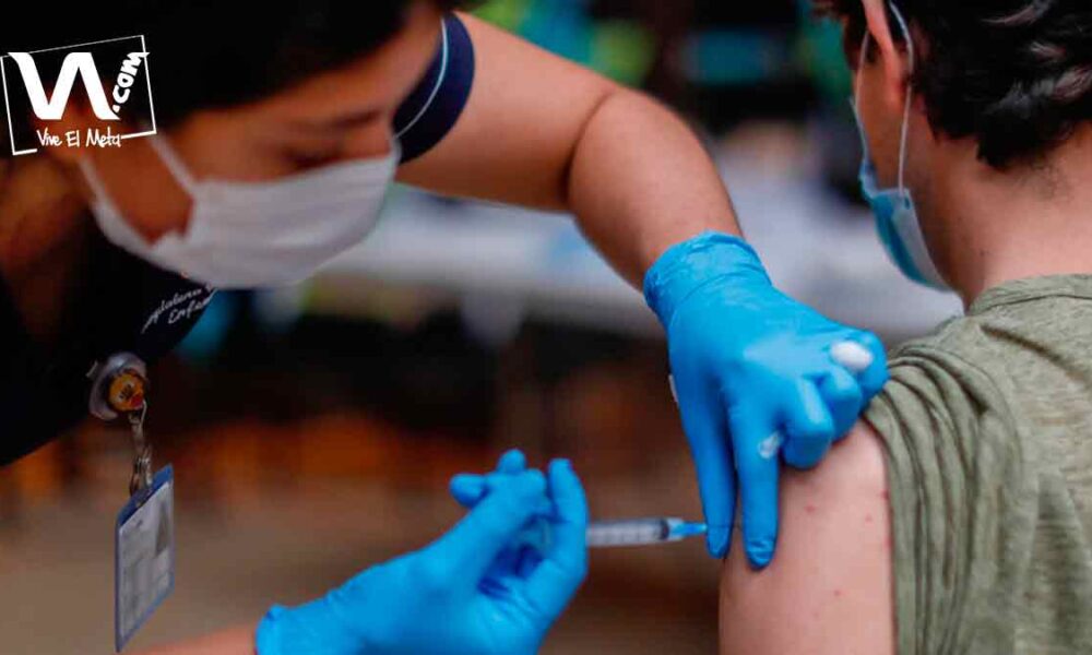 En agosto arrancaría vacunación contra el covid sin restricciones