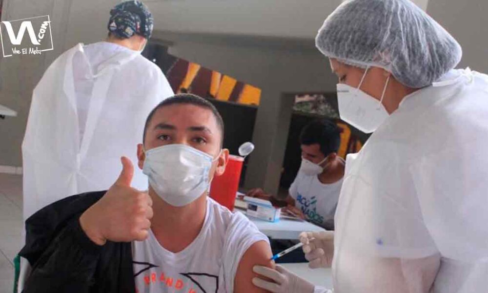 Mayores de 20 años ya pueden vacunarse contra el covid en Villavicencio
