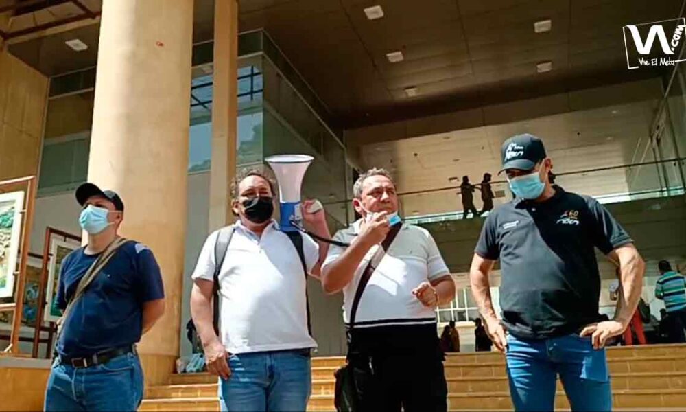 Por qué no les pagan a docentes en Villavicencio: Alcaldía explica