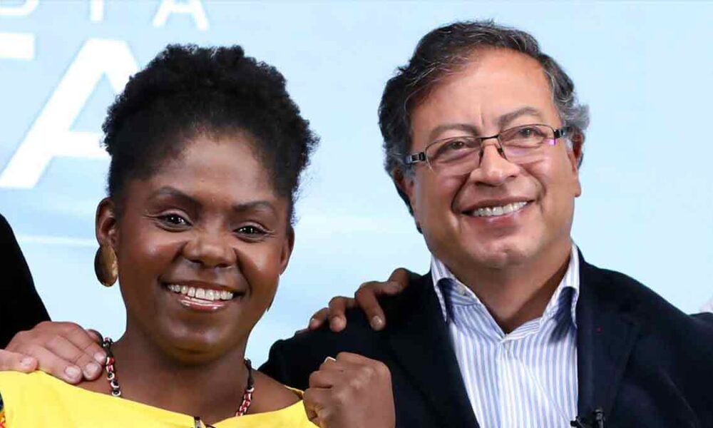 Gustavo Petro oficializó a Francia Márquez como fórmula vicepresidencial