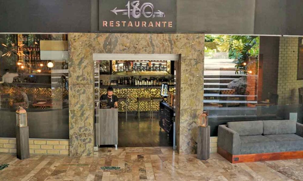 Restaurante 180 Grados, cerrado por presencia de plagas
