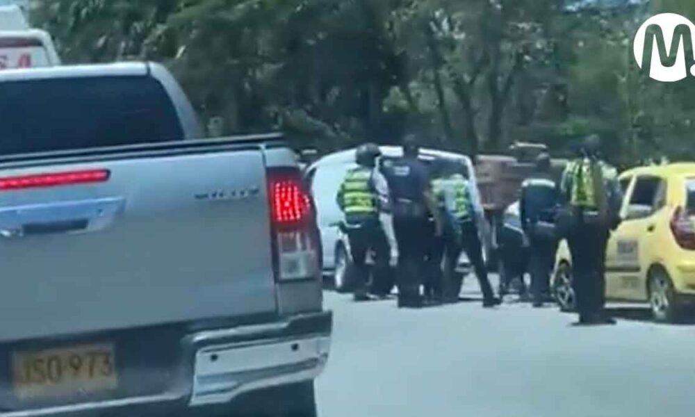 Riña entre agente de tránsito y un civil causa revuelo en Villavicencio