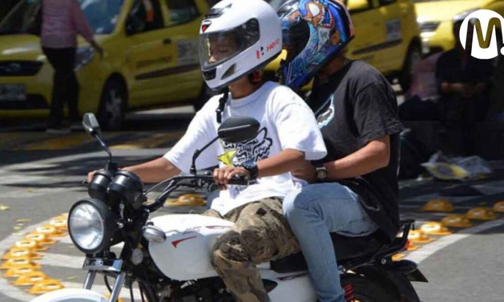 Prohíben el pasajero hombre en moto en Villavicencio