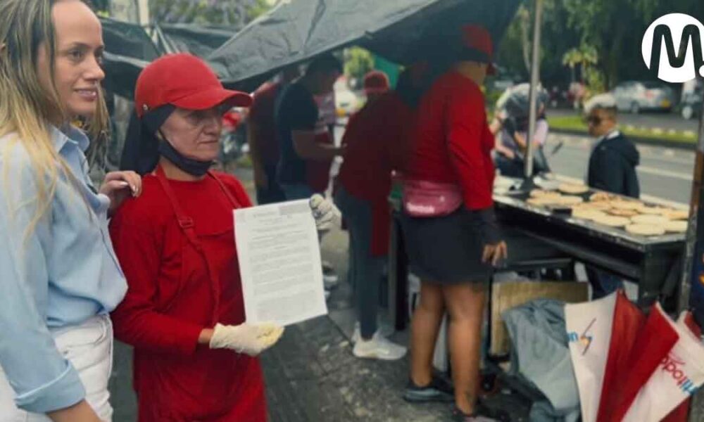 Vendedora de arepas recibió permiso para trabajar en espacio público