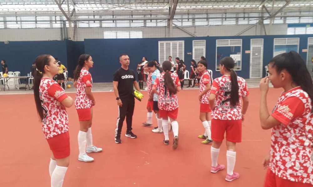 Meta empezó pegando primero al inicio de la Final Nacional de Intercolegiados