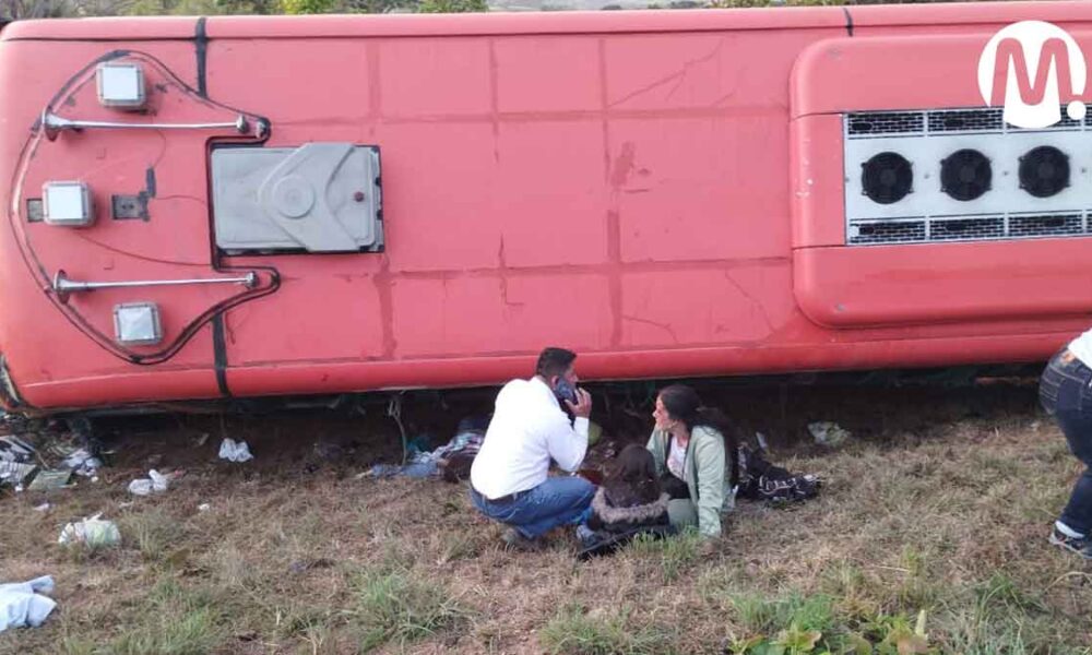 Dos muertos y al menos siete heridos dejó accidente en la vía a Puerto Gaitán