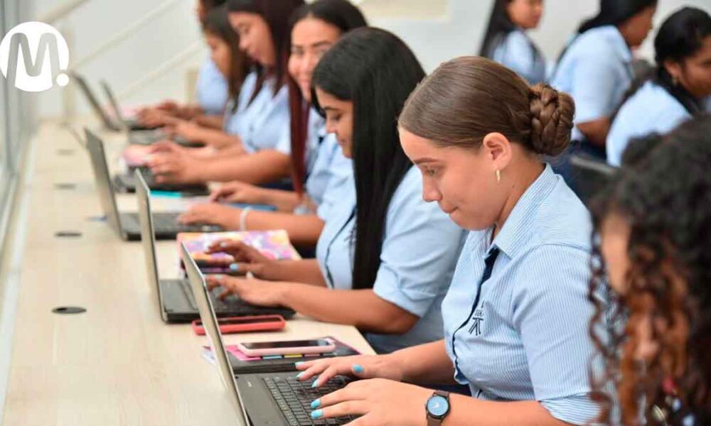 El Sena abre convocatoria para estudiar gratis y por Internet