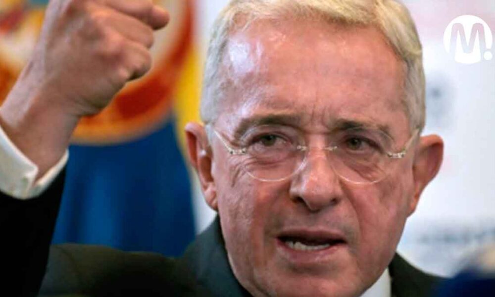 Por solicitud de la Fiscalía, llamarían a juicio al expresidente Álvaro Uribe