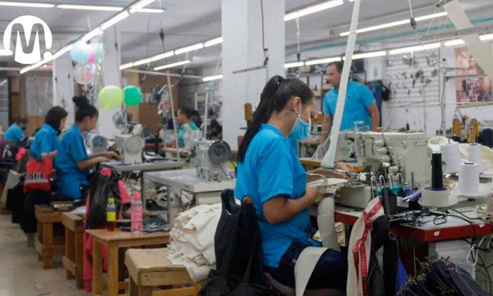 Desde hoy se reduce una hora más la jornada laboral en Colombia