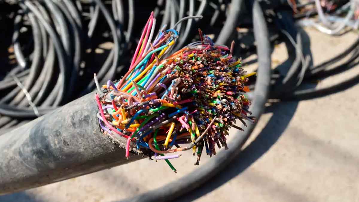 Robo de más de 10.000 metros de cable afecta el alumbrado público en Villavicencio