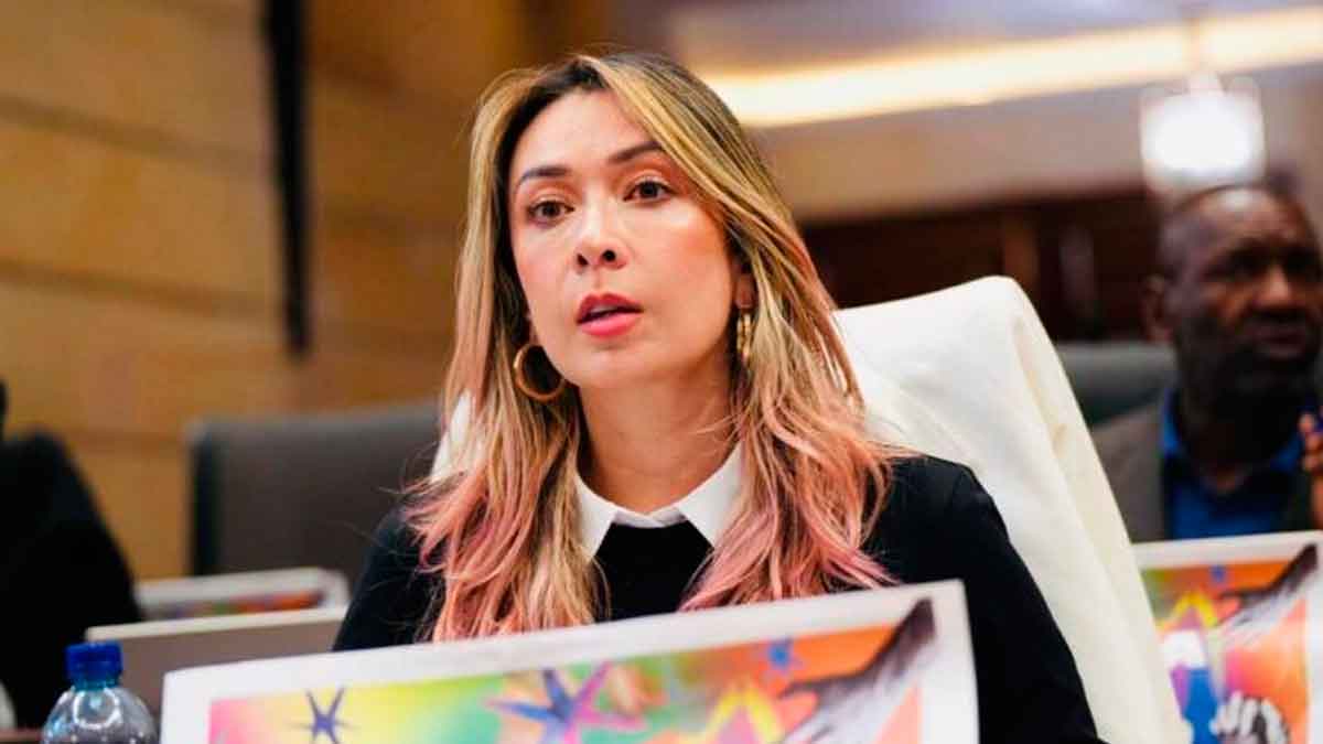 Sancionada congresista que llamó “marica” al presidente de la Cámara