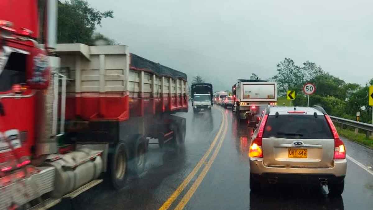 La vía al Llano operará con normalidad durante temporada de fin de año: Coviandina