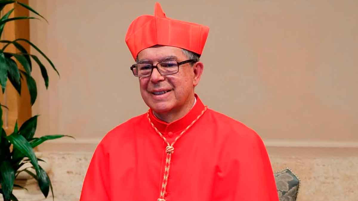 Cardenal colombiano irá al cónclave en Roma, pero descarta ser elegido papa