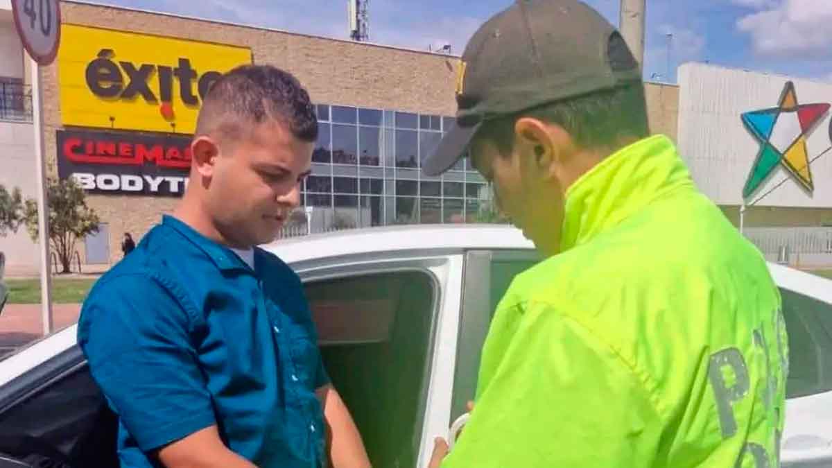 «Toda la familia sería la siguiente»: revelan chat de joven que asesinó a sus papás en Kirpas