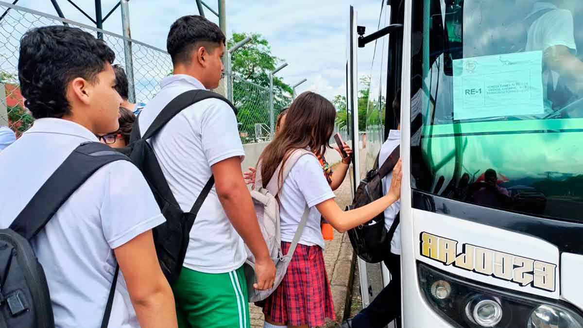Se reactiva el servicio de transporte escolar para más de 13.000 estudiantes en el Meta