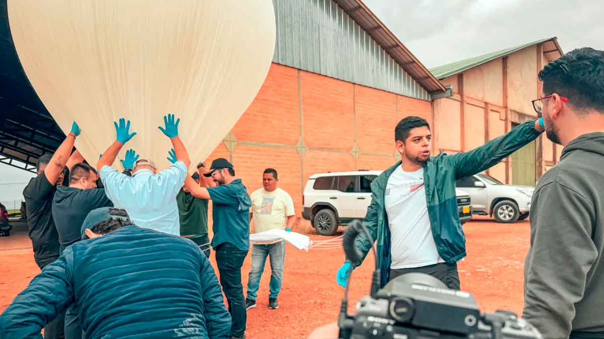 Sonda lanzada desde Puerto López hacia la estratósfera busca romper un récord mundial