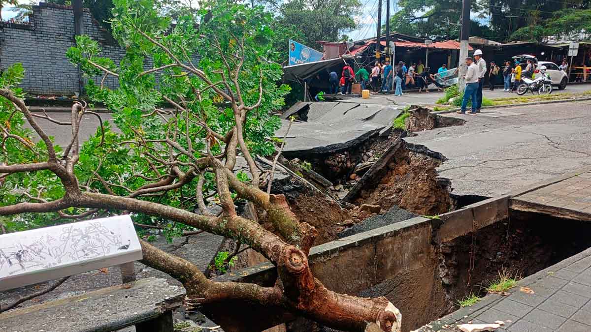 Será provisional la reparación del puente que colapsó por el invierno en Villavicencio