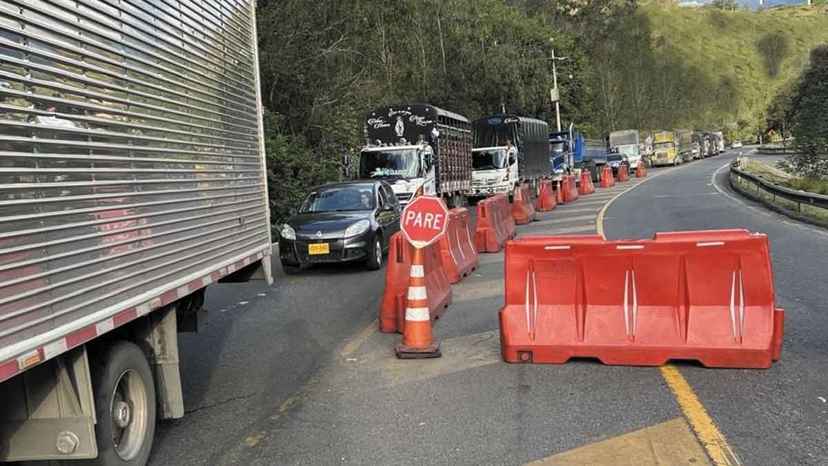 Crisis de la vía al Llano le deja al Meta más de 480.000 millones en pérdidas y el turismo en caída libre