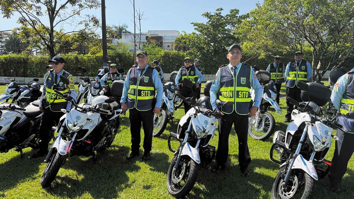 Agentes de tránsito reciben 27 motos nuevas para ‘cazar’ a los infractores en Villavicencio