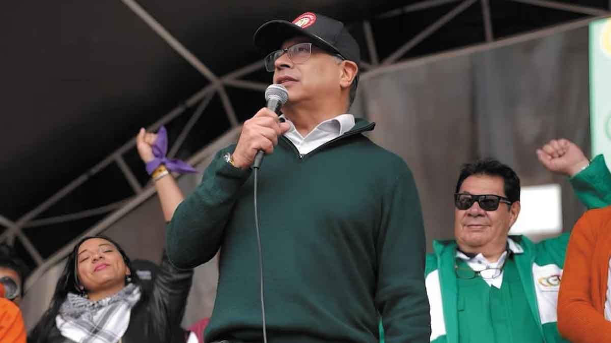Desfavorabilidad de Petro crece entre la población joven, según encuesta