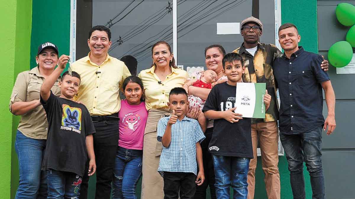375 familias de Cabuyaro y Cumaral cumplieron el sueño de tener casa propia