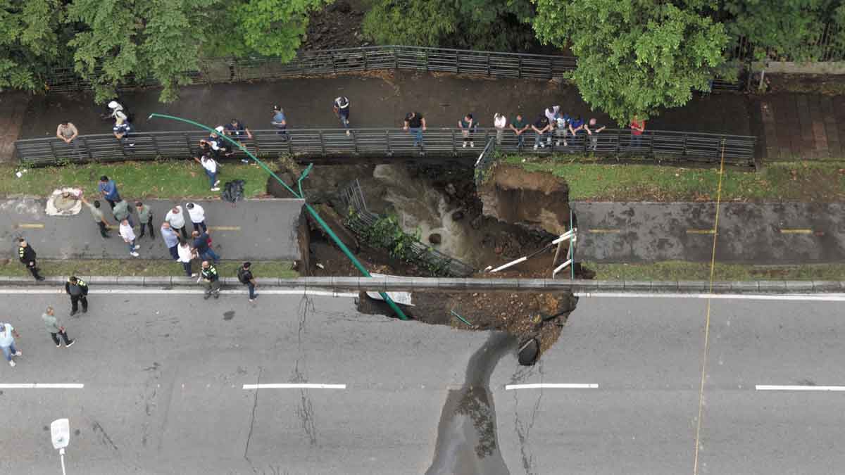 Anuncian cambios viales para descongestionar la Avenida 40 tras colapso de puente vehicular en Villavicencio