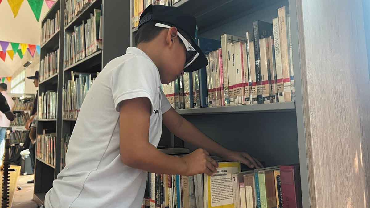 Comenzó la renovación de mobiliario en las bibliotecas públicas del Meta