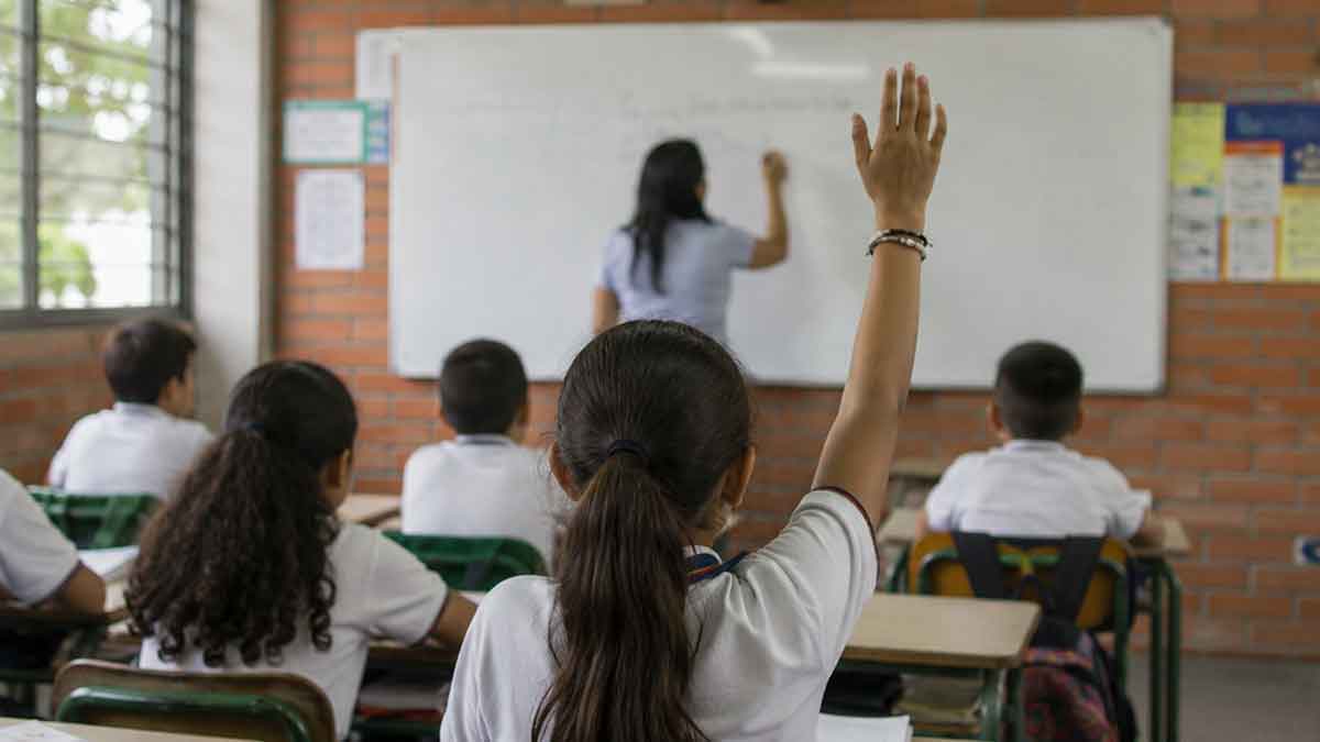 Llaman al orden a docentes de Villavicencio tras denuncias sobre participación en política