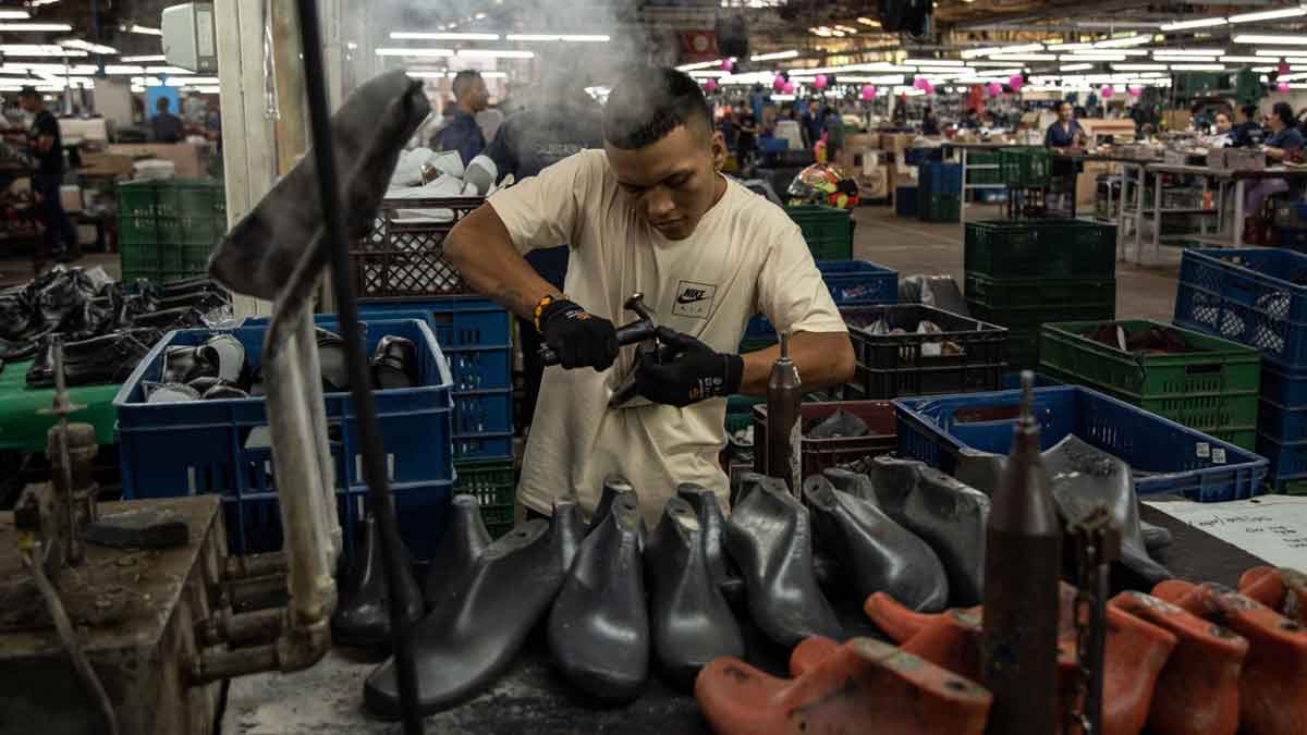 Desde el 16 de julio la jornada laboral en Colombia será de máximo 42 horas semanales