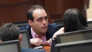 Exsenador Alejandro Vega queda fuera de la carrera por un cupo en el Consejo Nacional Electoral