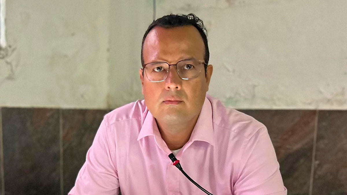 Denuncian que concejal de Puerto López acumula 51 ausencias a sesiones del Concejo